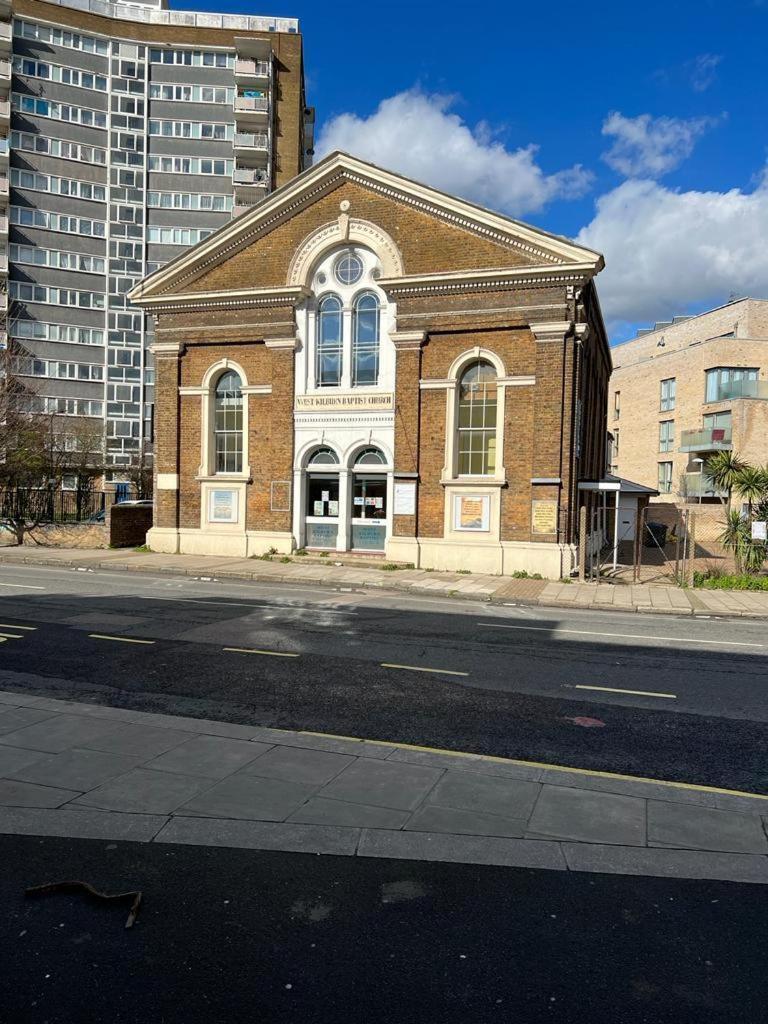 Modern Studios Queenspark ロンドン エクステリア 写真