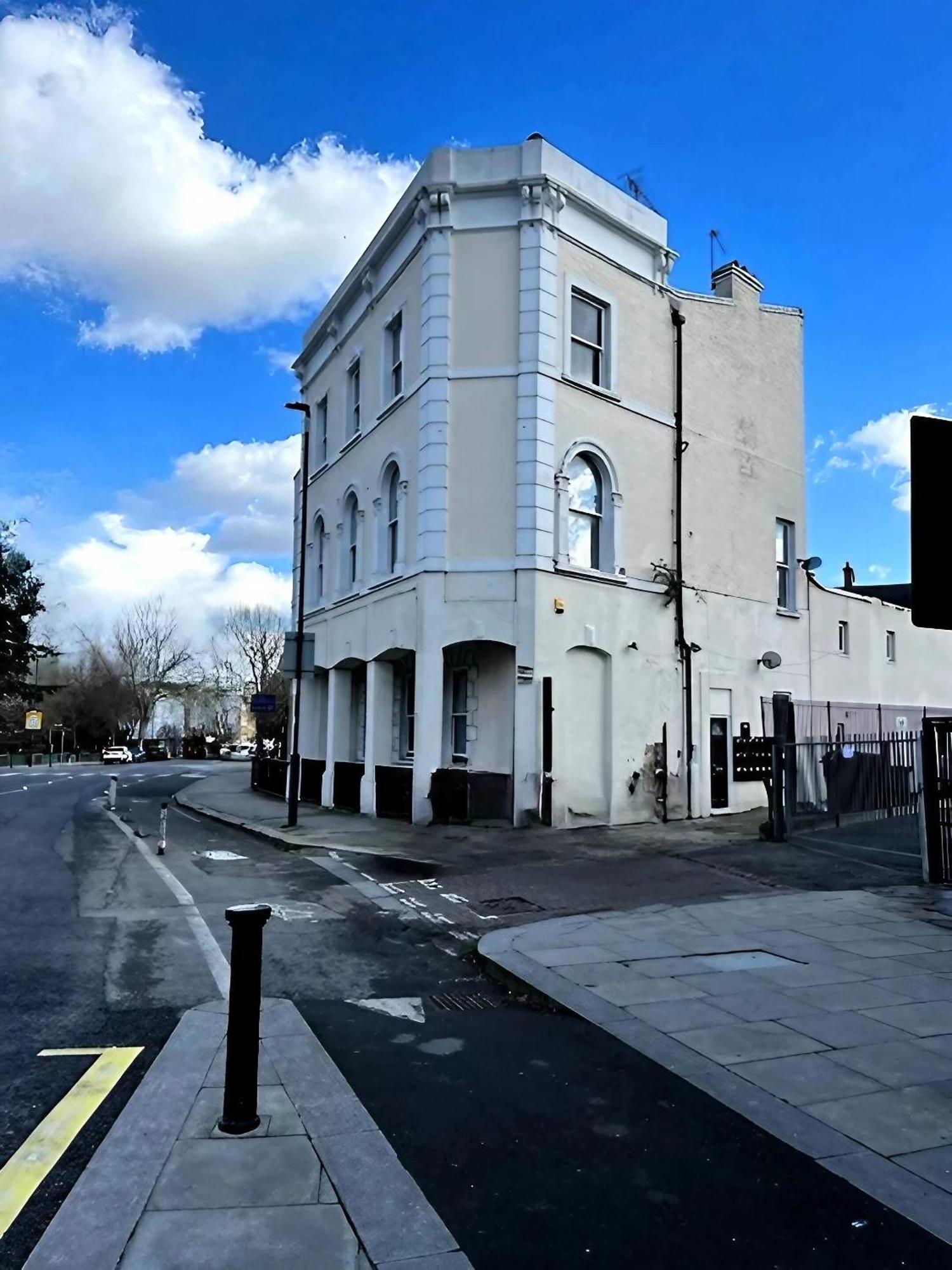 Modern Studios Queenspark ロンドン エクステリア 写真