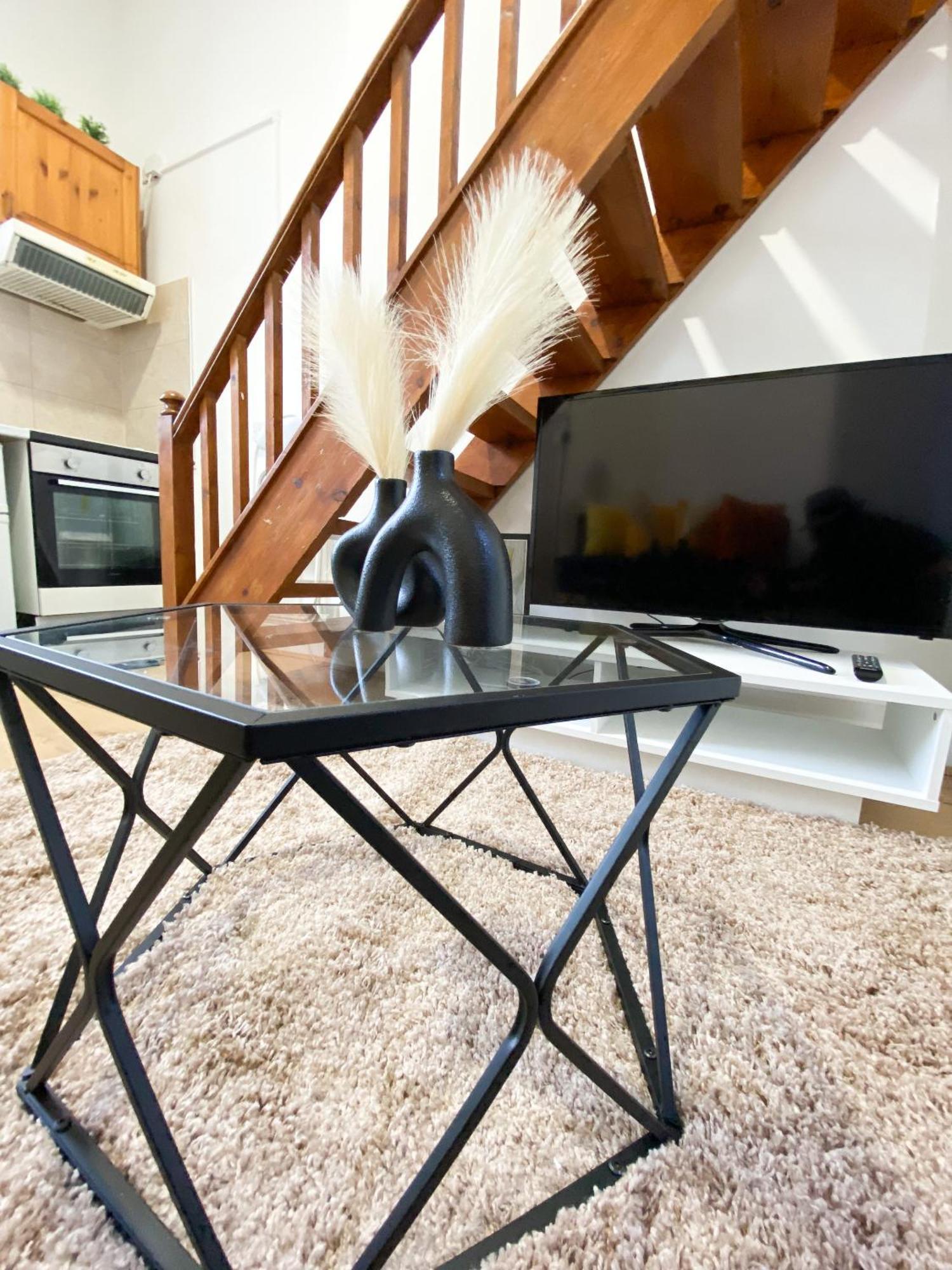 Modern Studios Queenspark ロンドン 部屋 写真
